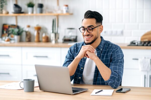 Como Programar Mensagens Automáticas no WhatsApp Business para Aumentar a Eficácia da Sua Empresa